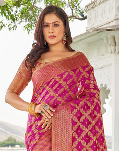 Samah Self Design, Woven, Embellished Kanjivaram Jacquard, Cotton Silk Saree