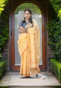 Desh Bidesh Printed, Graphic Print, Hand Painted Bollywood Handloom Cotton Blend, Cotton Silk Saree