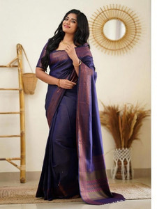 Bansari Textiles Embellished, Applique, Self Design, Woven Kanjivaram Cotton Silk, Jacquard Saree