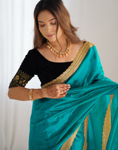 Samah Embellished, Embroidered Bollywood Net Saree