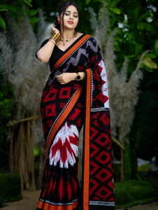 AARUSHRI Geometric Print, Woven Ikkat Cotton Blend Saree
