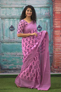 Krishna Creation प्रिंटेड इक्कत प्योर कॉटन साड़ी