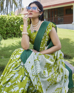 YASHIKA Printed Assam Silk Silk Blend, Art Silk Saree