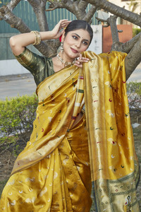 PICKWELL Printed Banarasi Cotton Silk, Jacquard Saree