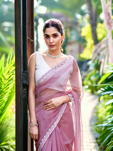 Samah Dyed, Embellished, Self Design Bollywood Net Saree