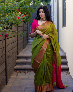 VADTALWALA Self Design Banarasi Jacquard Saree