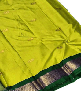 KanjiQueen Woven Kanjivaram Pure Silk, Cotton Blend Saree