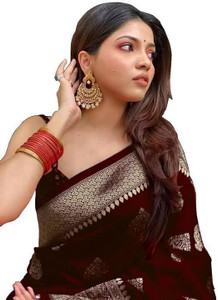 Pervas Woven, Self Design Kanjivaram Pure Silk, Cotton Silk Saree