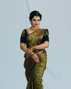 ROOHI ENTERPRISE Self Design Kanjivaram Jacquard Saree
