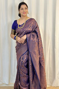 AVANTIKA FASHION Woven Kanjivaram Pure Silk, Art Silk Saree