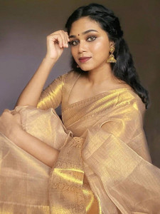 Druxy Solid/Plain Kota Doria Linen Saree