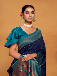 Divastri बुना हुआ पैठानी सिल्क ब्लेंड साड़ी