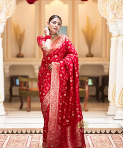 PHEASANT Woven Banarasi Jacquard, Art Silk Saree
