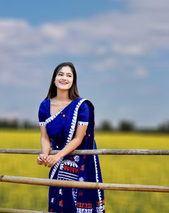 VIHA CREATION Woven Mekhela Chador Silk Blend Saree