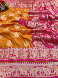 KanjiQueen Woven, Self Design Kanjivaram Silk Blend, Pure Silk Saree
