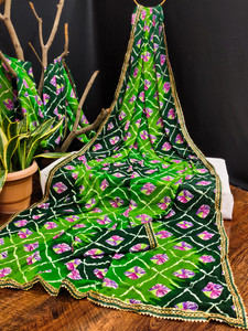 Kanooda Prints Printed Bandhani Georgette Saree