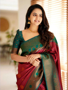 AVANTIKA FASHION Woven Kanjivaram Pure Silk, Art Silk Saree