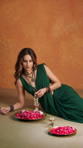 Offirra International Solid/Plain Bollywood Lycra Blend, Chiffon Saree