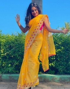 Vinayak Textile Embroidered Bollywood Net Saree