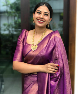 AVANTIKA FASHION Woven Kanjivaram Pure Silk, Art Silk Saree