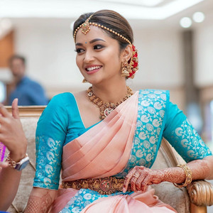 Domesca Self Design Kanjivaram Jacquard Saree