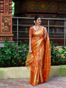 PARAMPARA CREATION Woven Kanjivaram Pure Silk Saree