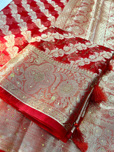 Banaras silk palace Woven Banarasi Organza Saree
