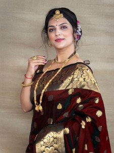 balaji synthetics Woven Banarasi Jacquard Saree