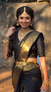 PHEASANT Woven, Embellished, Applique Kanjivaram Jacquard, Art Silk Saree