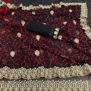 KanjiQueen Embroidered Bollywood Net Saree