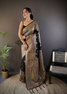 Tasrika बुना हुआ बॉलीवुड सिल्क ब्लेंड साड़ी