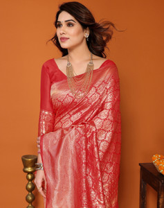 YASHIKA Self Design Kanjivaram Silk Blend Saree
