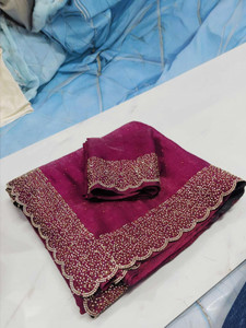 Vaishnavi sarees Solid/Plain Daily Wear Chiffon Saree