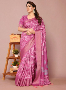 MIRCHI FASHION Printed, Embellished Hand Batik Cotton Silk, Silk Blend Saree