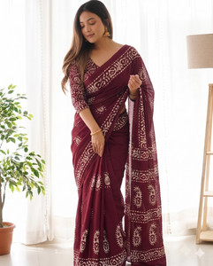 SWAGAT SAREES Printed, Paisley, Floral Print Hand Batik Pure Cotton Saree