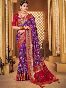 Sareemall Self Design Patola Silk Blend Saree