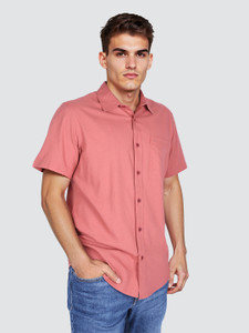 LEE Men Solid Casual Pink Shirt
