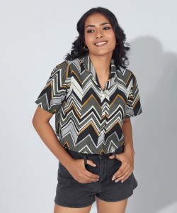FashFun Women Printed Casual Black Shirt