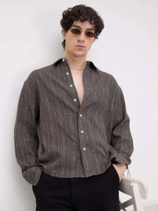 VASTRADO Men Oversized Striped Cut Away Collar Casual Shirt - Image 1