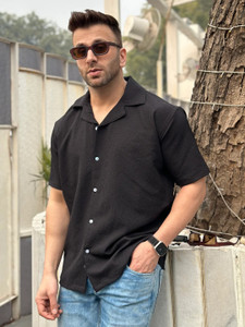 Solbiza Men Solid Casual Black Shirt