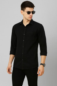 Vooz Men Solid Casual Black Shirt