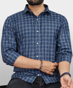 VeBNoR Men Checkered Formal Dark Blue Shirt
