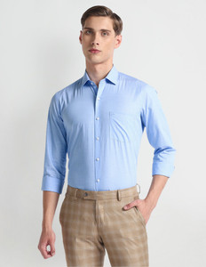 ARROW Men Solid Formal Light Blue Shirt