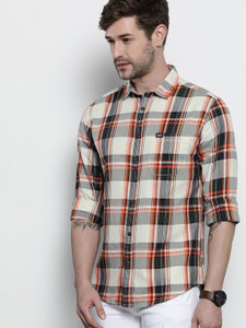 The Indian Garage Co. Men Checkered Casual Cream Shirt