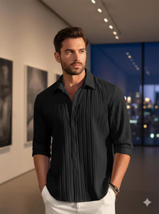 Voroxy Men Striped Casual Black Shirt
