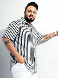 Roughster Men Striped Beach Wear White, Black Shirt