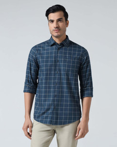 Blackberrys Men Checkered Casual Blue Shirt