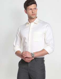 ARROW Men Solid Casual White Shirt