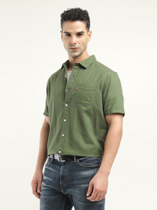 LEVI'S Men Solid Casual Green Shirt