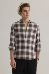 Snitch Men Checkered Casual Brown Shirt